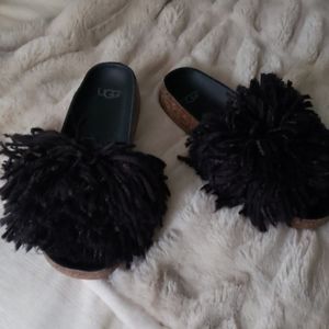 Authentic ugg slides 7